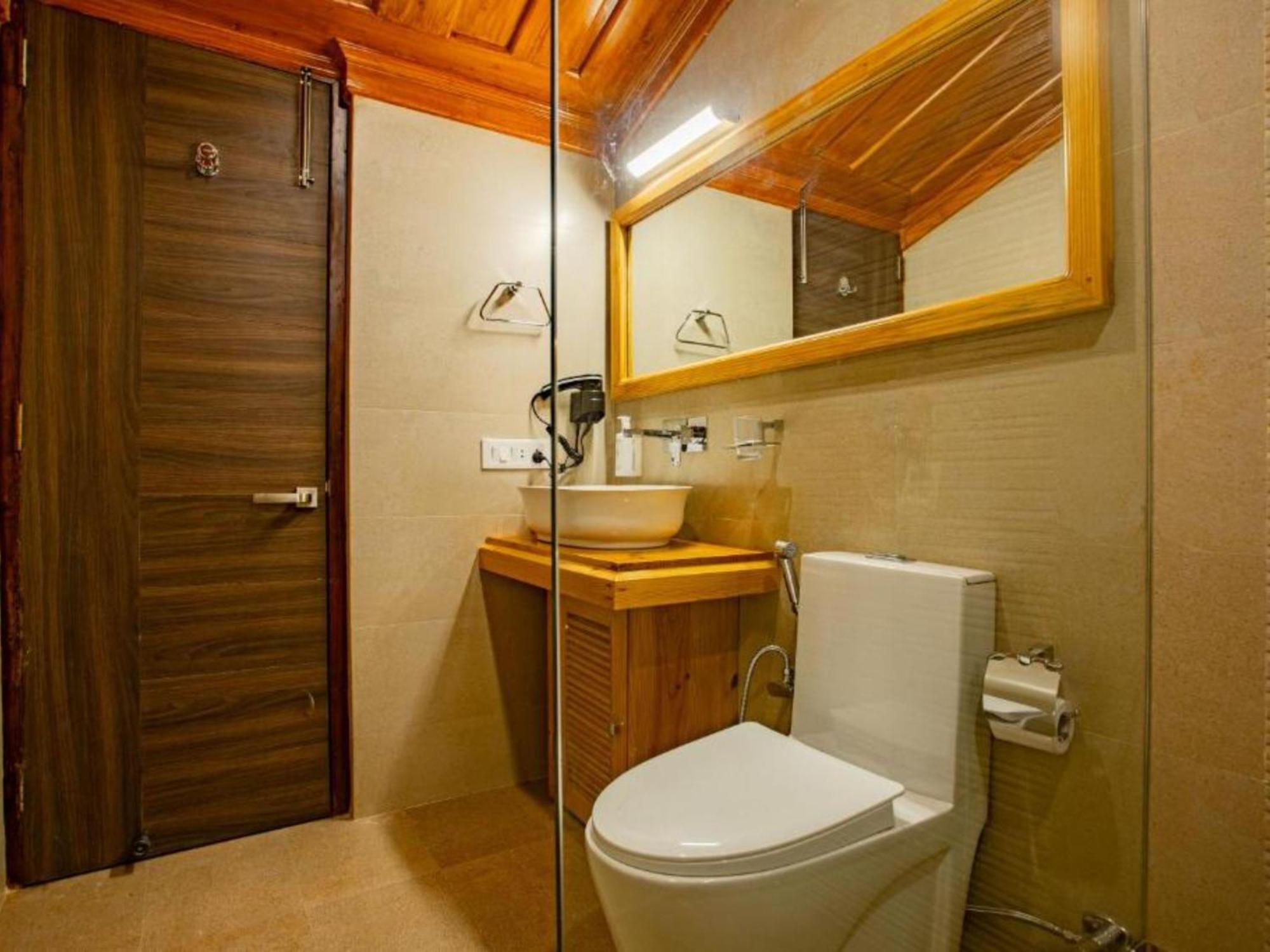 The Hosteller Shimla, Valley View Номер фото